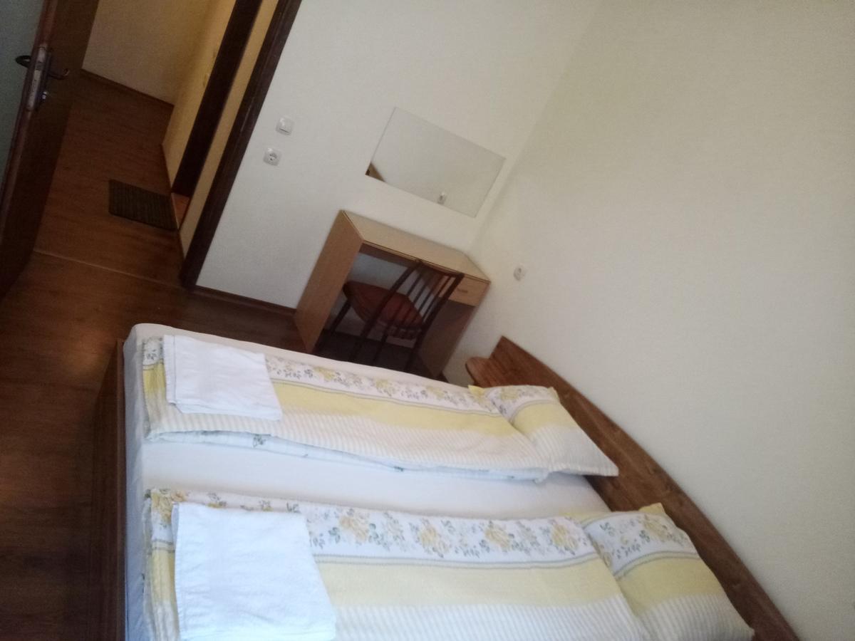 Family Hotel Ocean ツァレヴォ エクステリア 写真